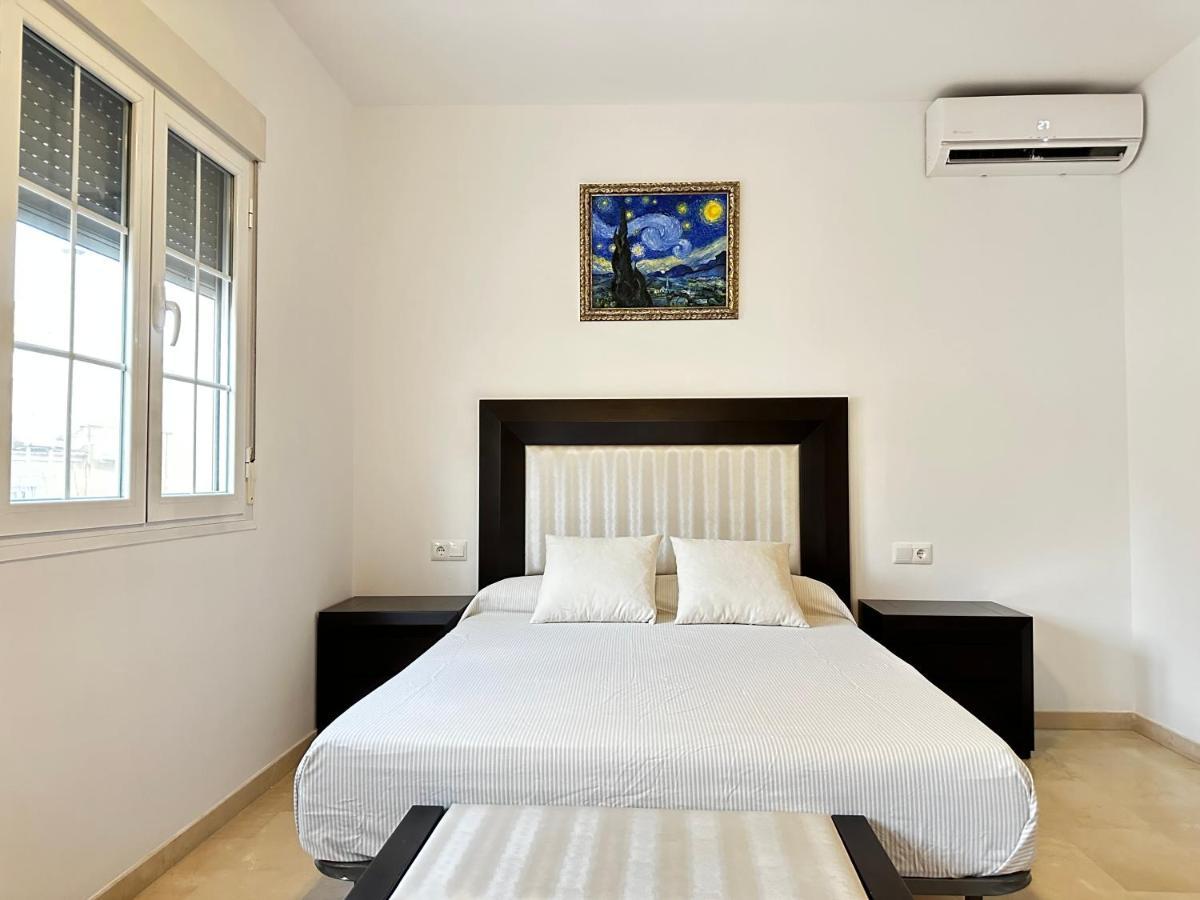 Taro Beach Home Málaga Eksteriør bilde